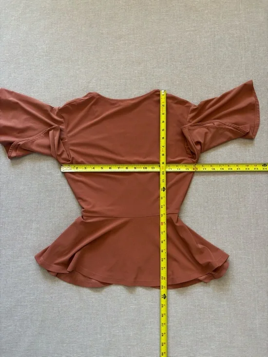 Leith mauve ruffle wrap top. - Picture 6 of 11